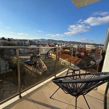Novapart Akaasia Cluj Napoca Bagian luar foto